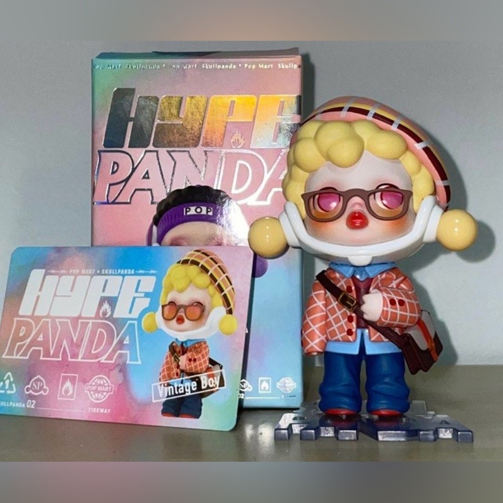 RARE LIMITED Pop Mart SKULLPANDA Hype Panda Series “Vintage Boy” Figure